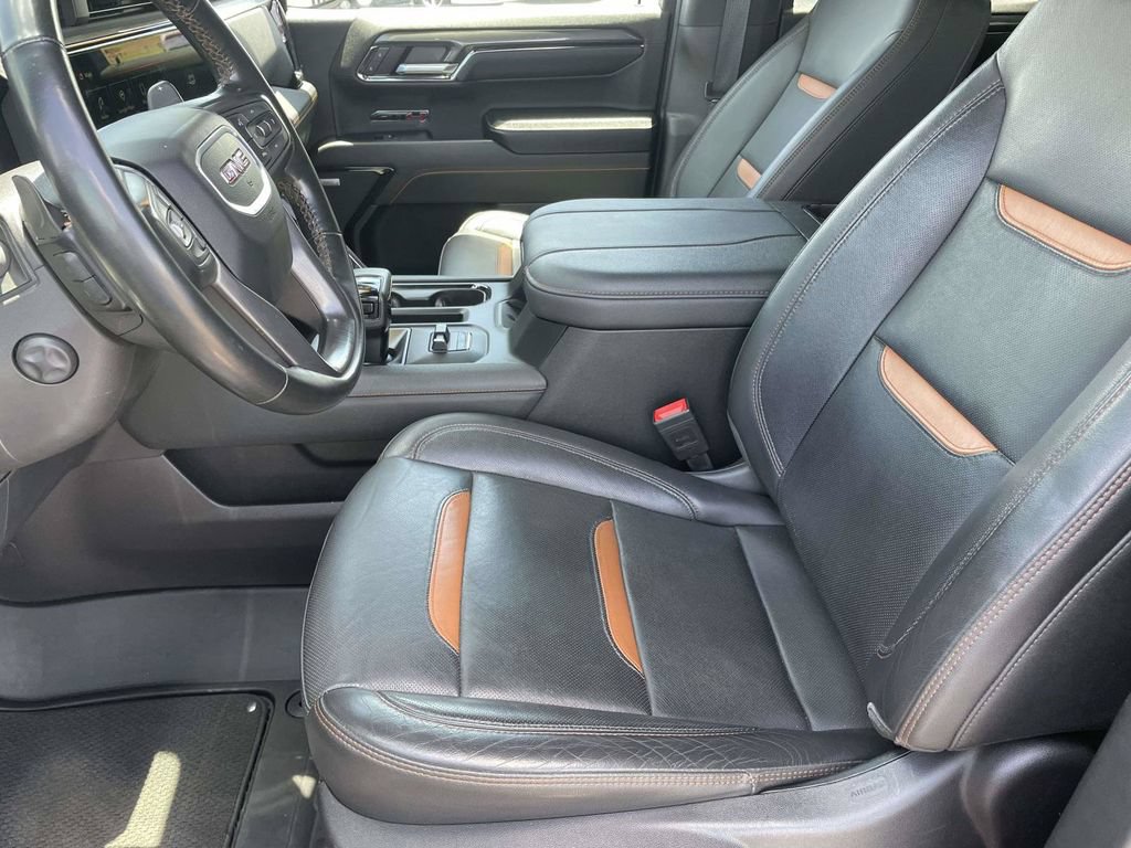 Used 2024 GMC Sierra 1500 AT4 w/ AT4 Preferred Package AWD/4WD image 13