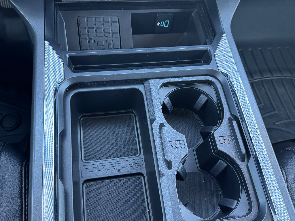 Used 2024 Ford F350 Lariat w/ Chrome Package image 19