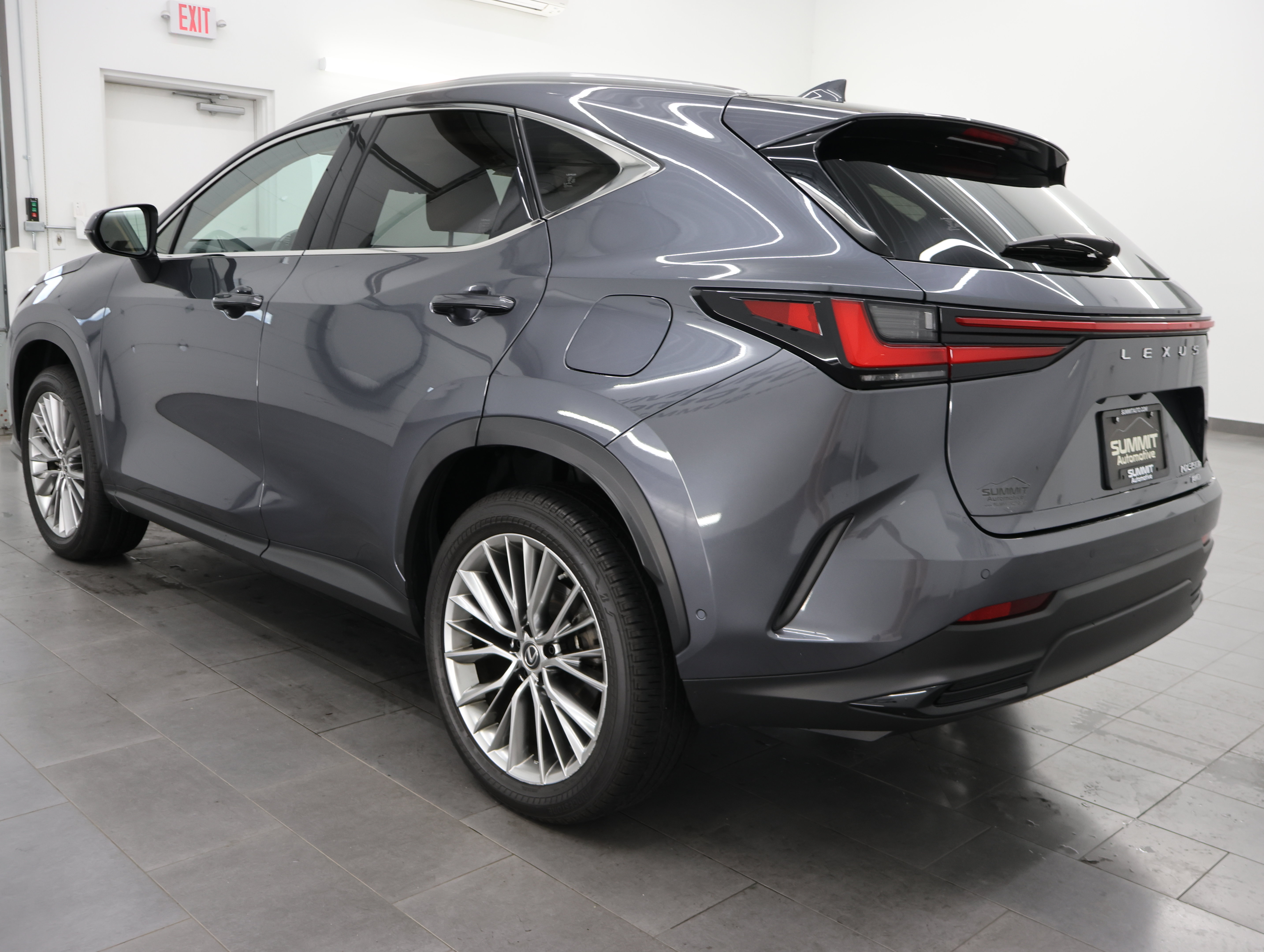 Used 2022 Lexus NX 350h AWD w/ Vision Package image 6