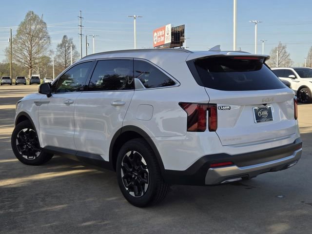 Certified 2025 Kia Sorento S w/ Panoramic Sunroof Package image 4