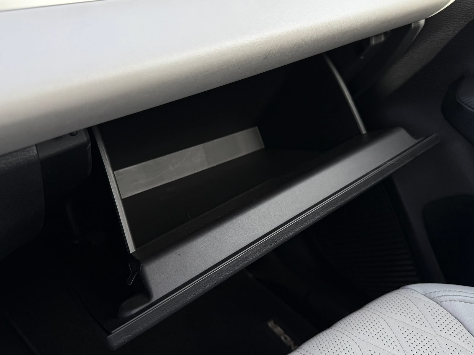 Used 2025 Mitsubishi Outlander SEL FWD image 20
