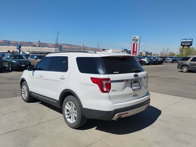 Used 2016 Ford Explorer XLT w/ Equipment Group 202A image 7