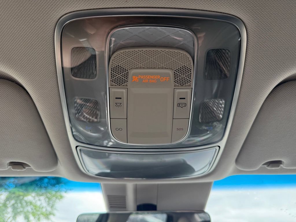 Used 2021 Genesis G80 2.5T AWD/4WD image 32