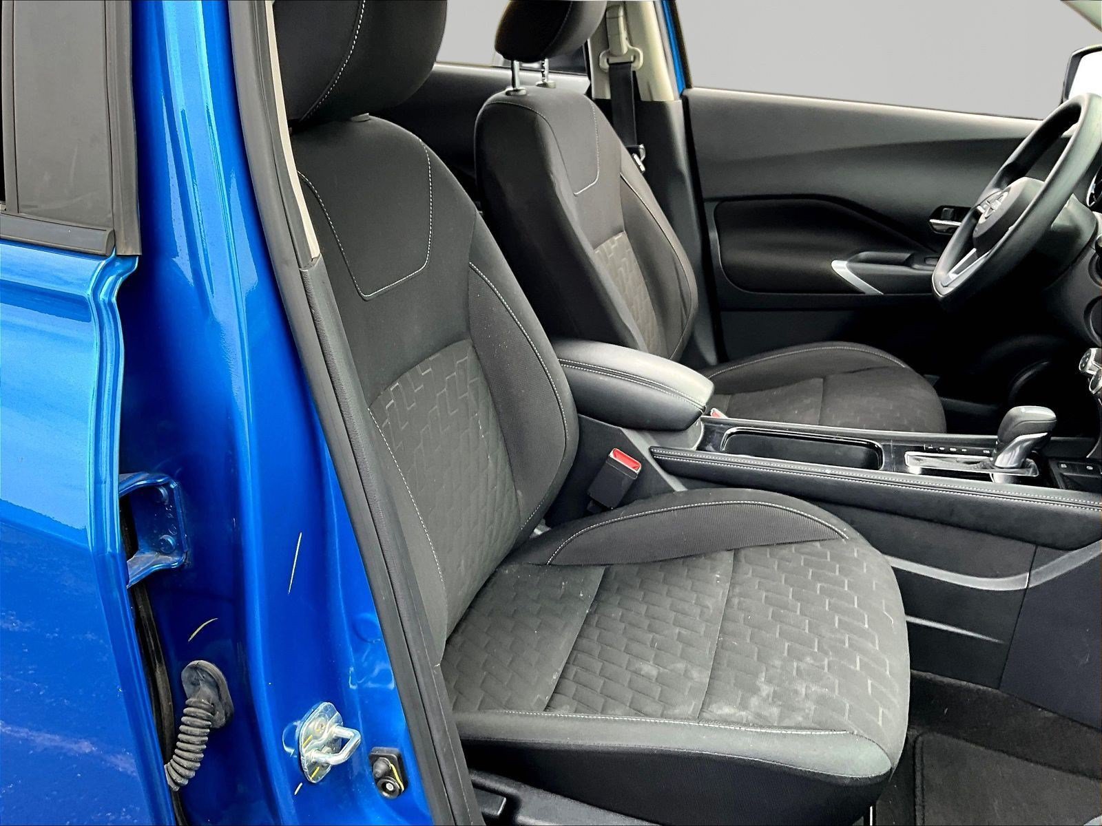 Used 2023 Nissan Kicks SV FWD image 28