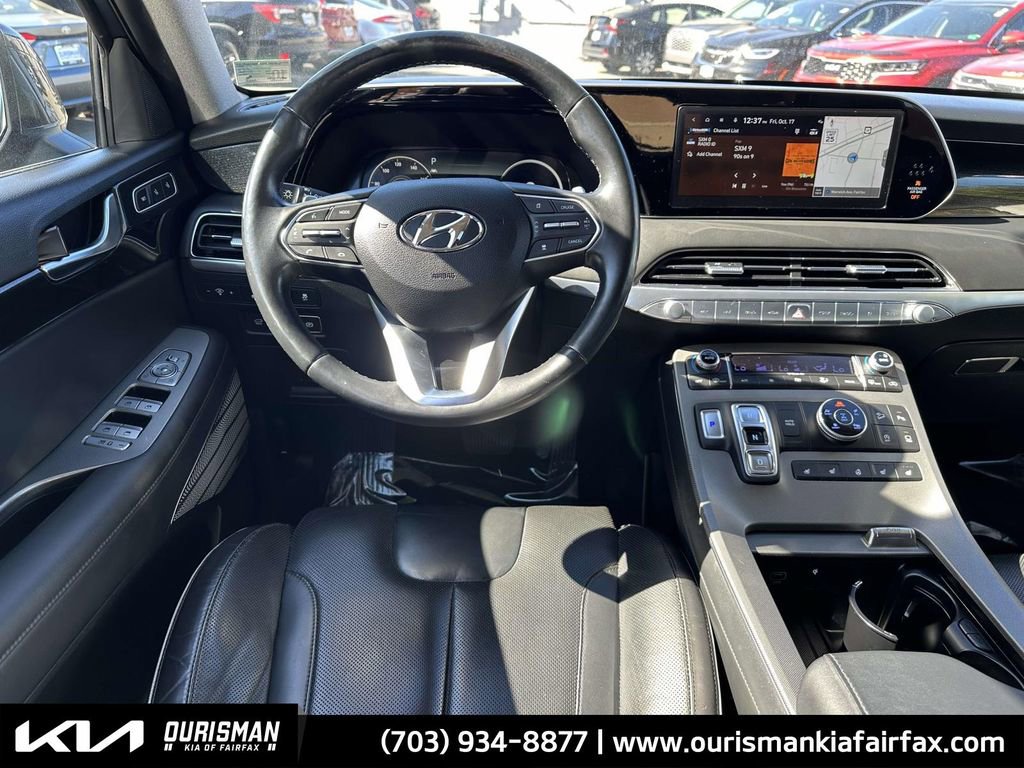 Used 2022 Hyundai Palisade Limited image 3