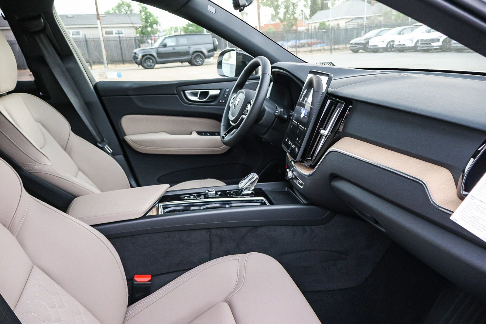 New 2026 Volvo XC60 T8 Plus w/ Climate Package image 17