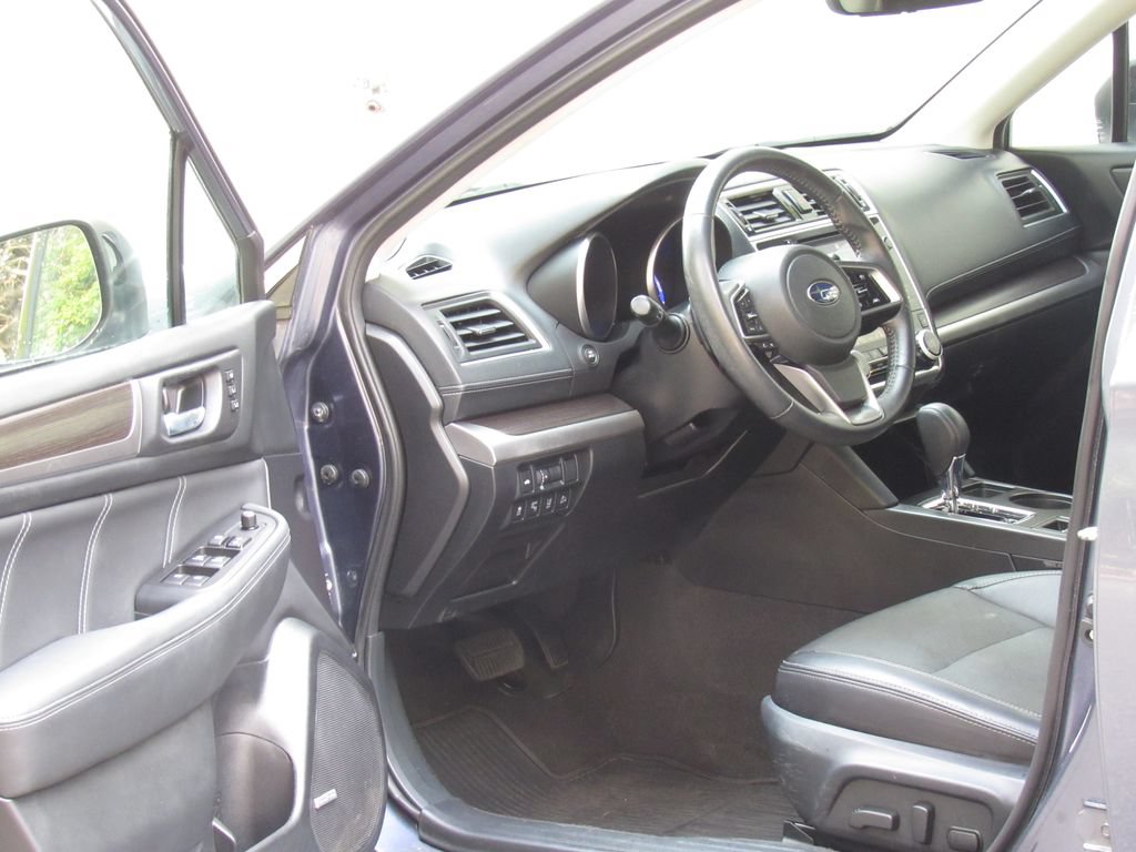Used 2018 Subaru Legacy 2.5i Limited AWD/4WD image 9