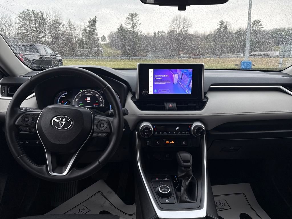 Used 2024 Toyota RAV4 XLE w/ Convenience Package AWD/4WD image 13
