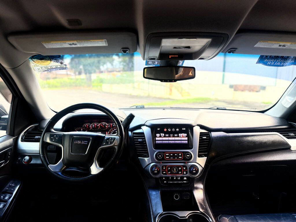 Used 2016 GMC Yukon XL SLE image 16