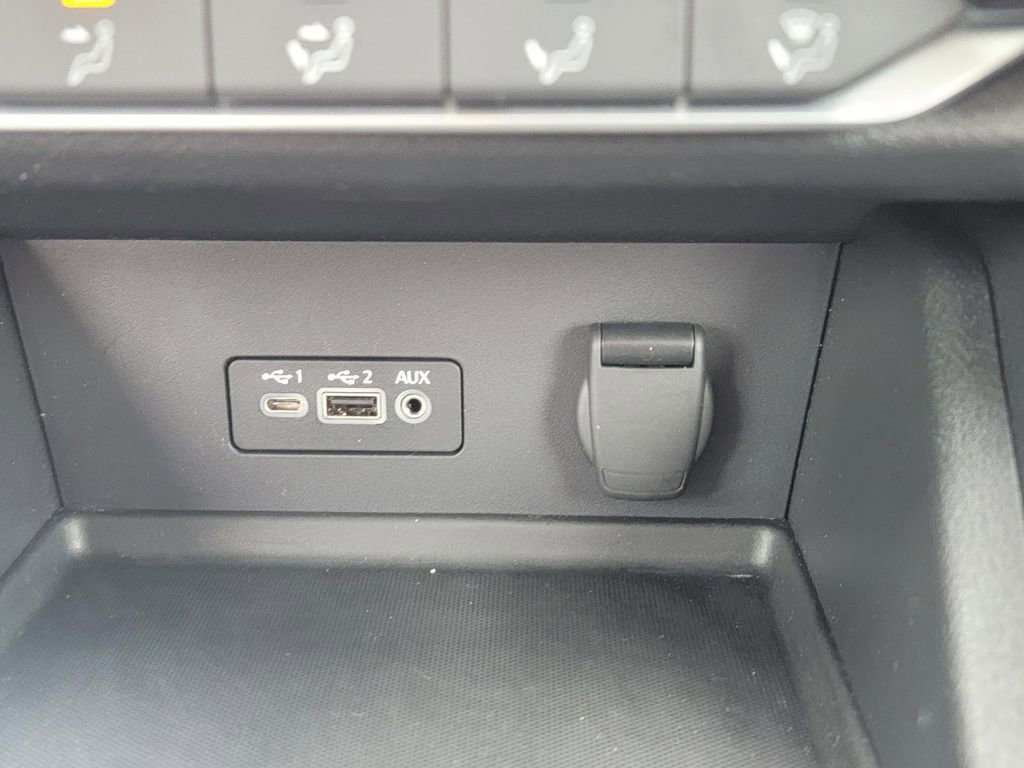 Used 2022 Nissan Sentra SV w/ Trunk Package FWD image 21