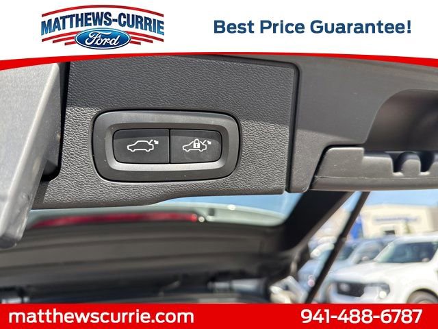 Used 2018 Volvo XC60 T5 Inscription w/ Convenience Package image 14
