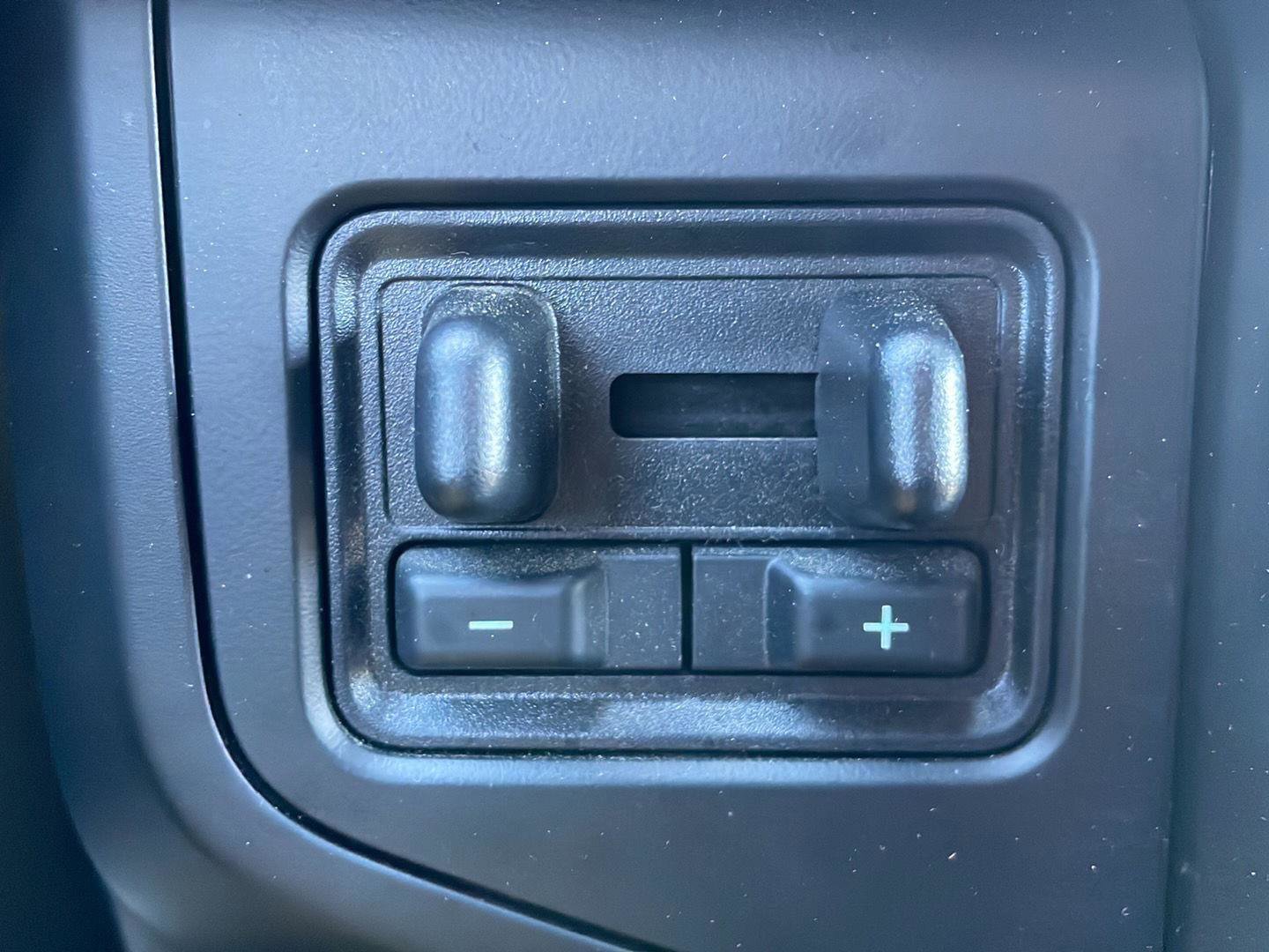 Used 2023 Ford Expedition Max Platinum image 25