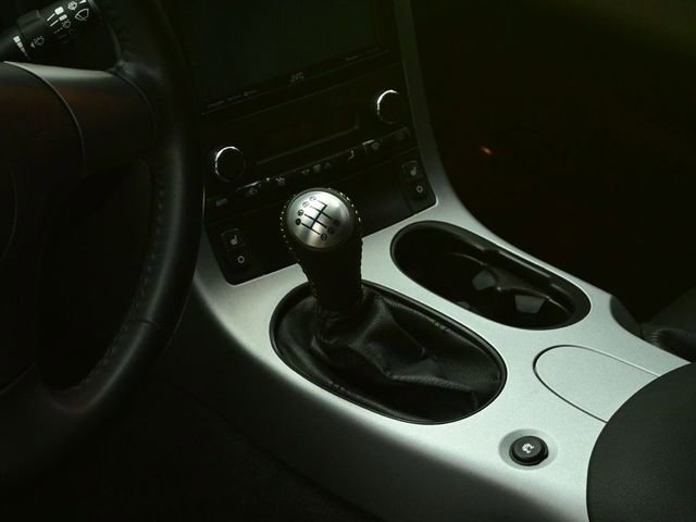 Used 2006 Chevrolet Corvette Z06 w/ Preferred Equipment Group image 35