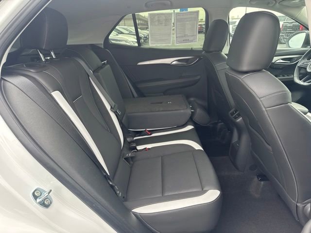 Used 2025 Buick Envision Sport Touring AWD/4WD image 20
