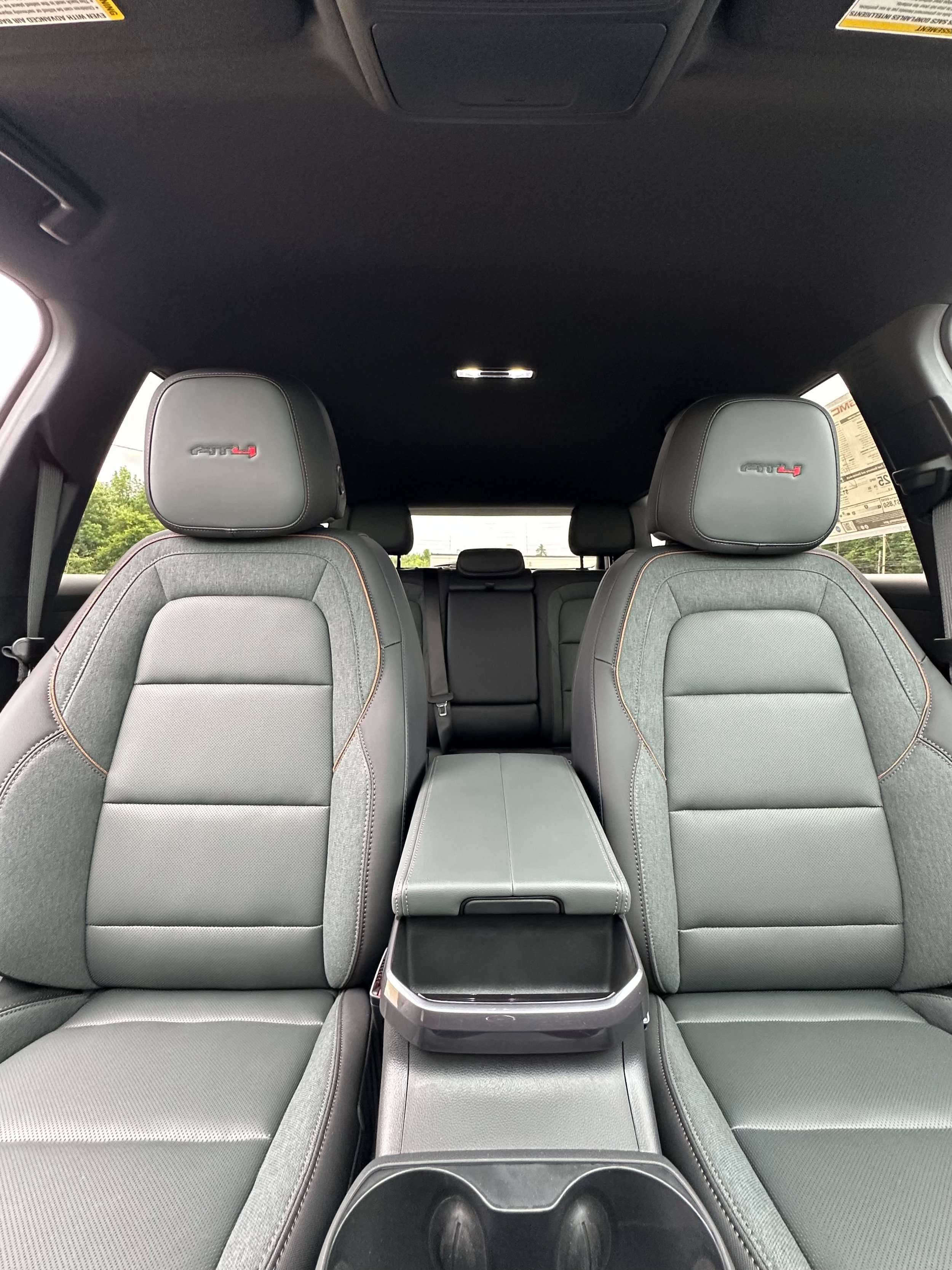 New 2027 GMC Terrain AT4 AWD/4WD image 23