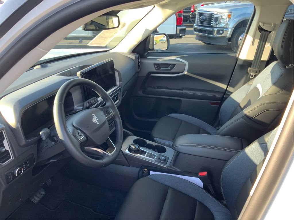 Used 2025 Ford Bronco Sport Outer Banks AWD/4WD image 9