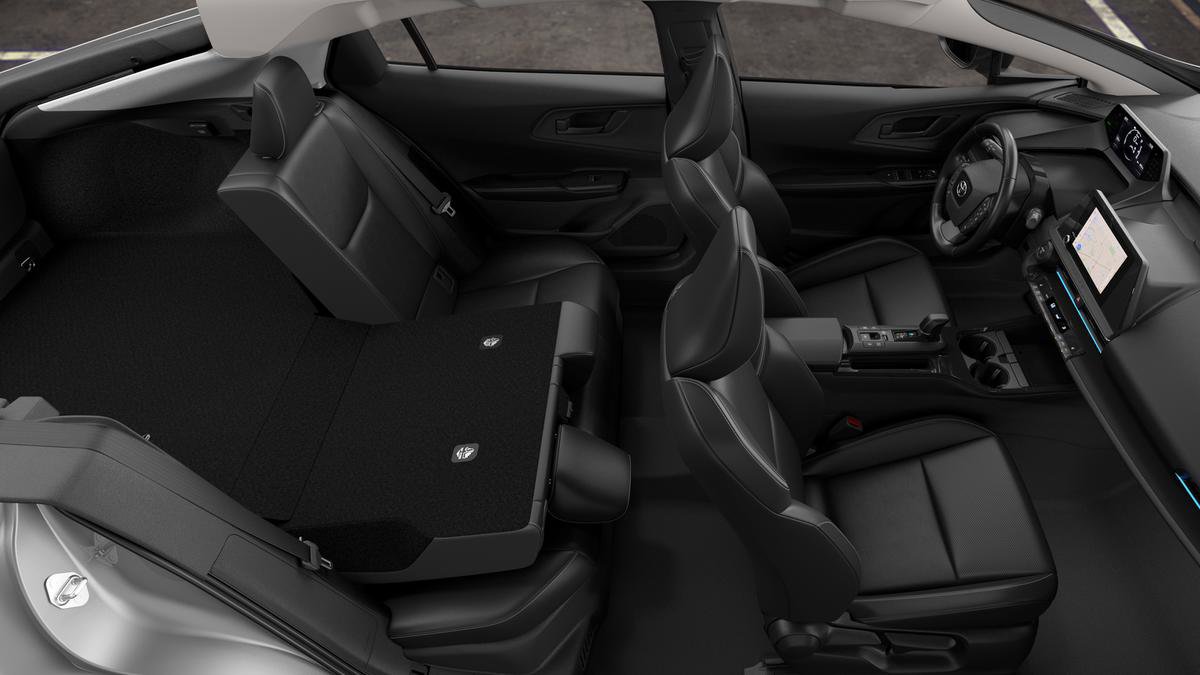 New 2026 Toyota Prius Plug-In Hybrid image 4