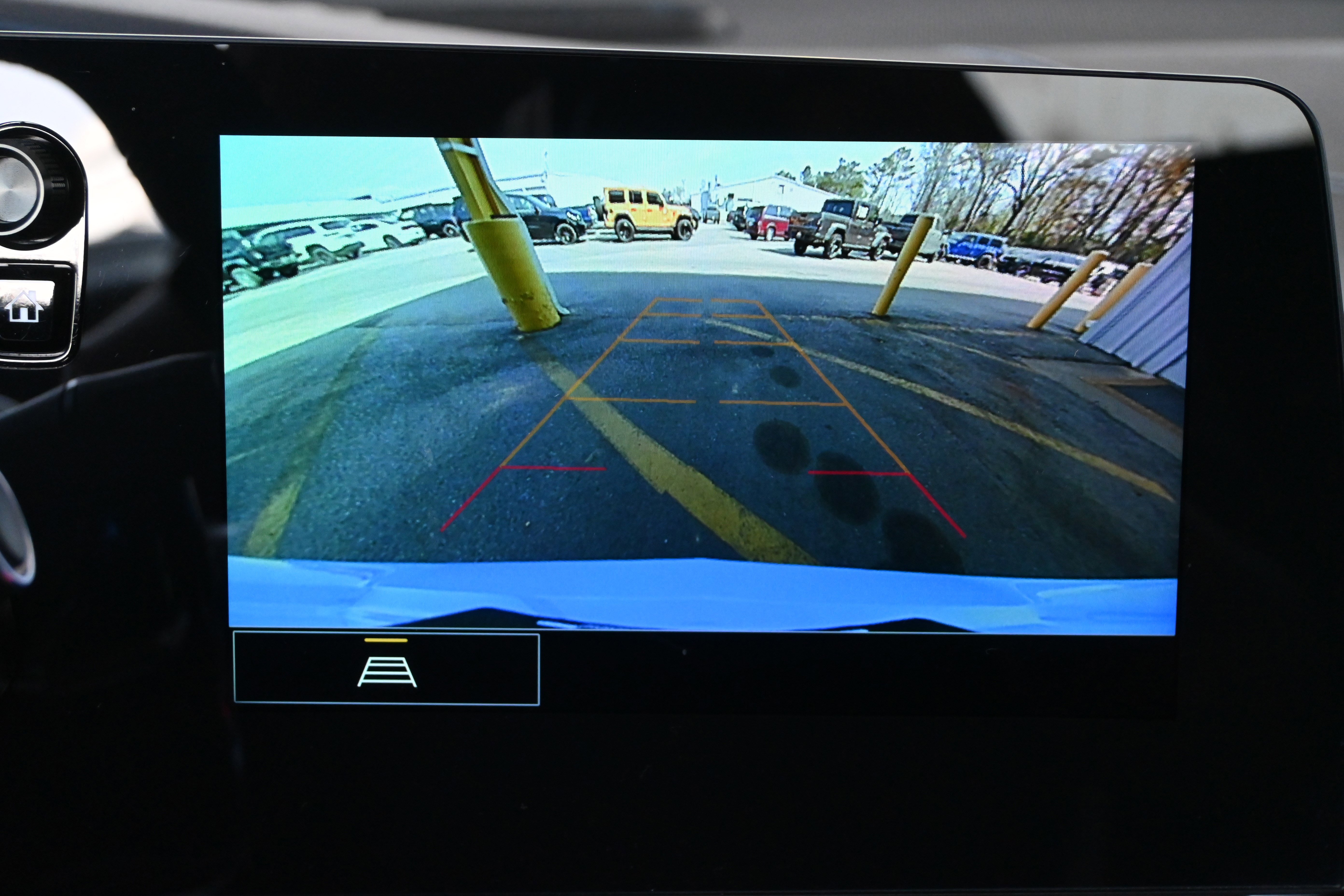 Used 2023 Chevrolet Corvette Stingray Convertible w/ 1LT image 27