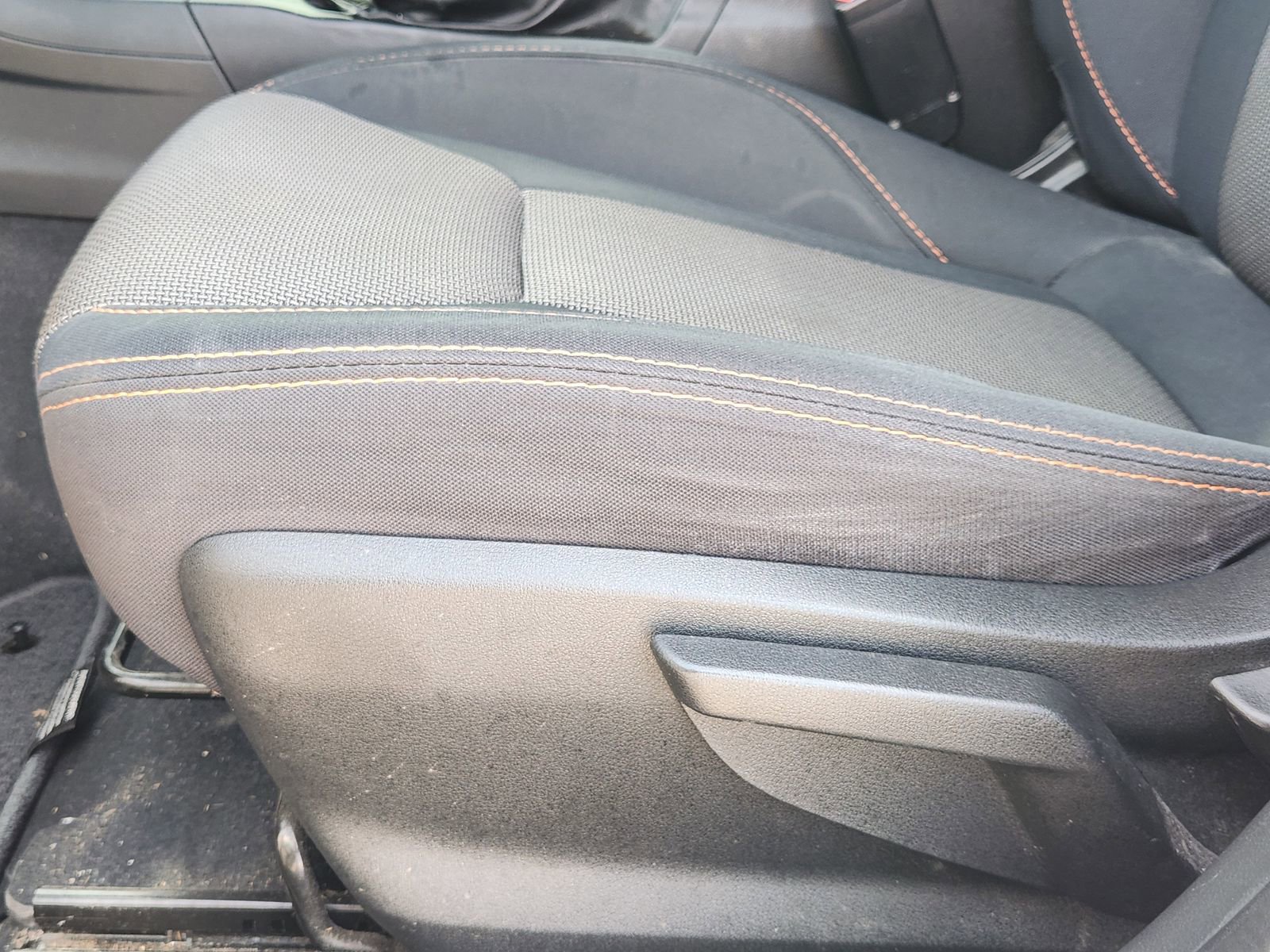 Used 2018 Subaru Crosstrek 2.0i Premium w/ Moonroof Package image 27