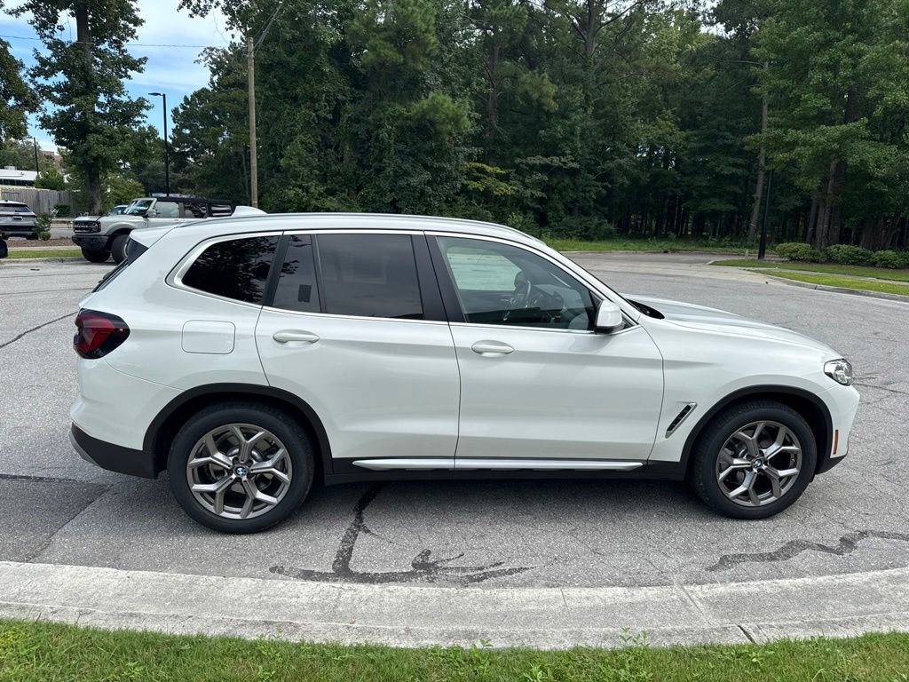 Used 2022 BMW X3 xDrive30i w/ Convenience Package AWD/4WD image 6