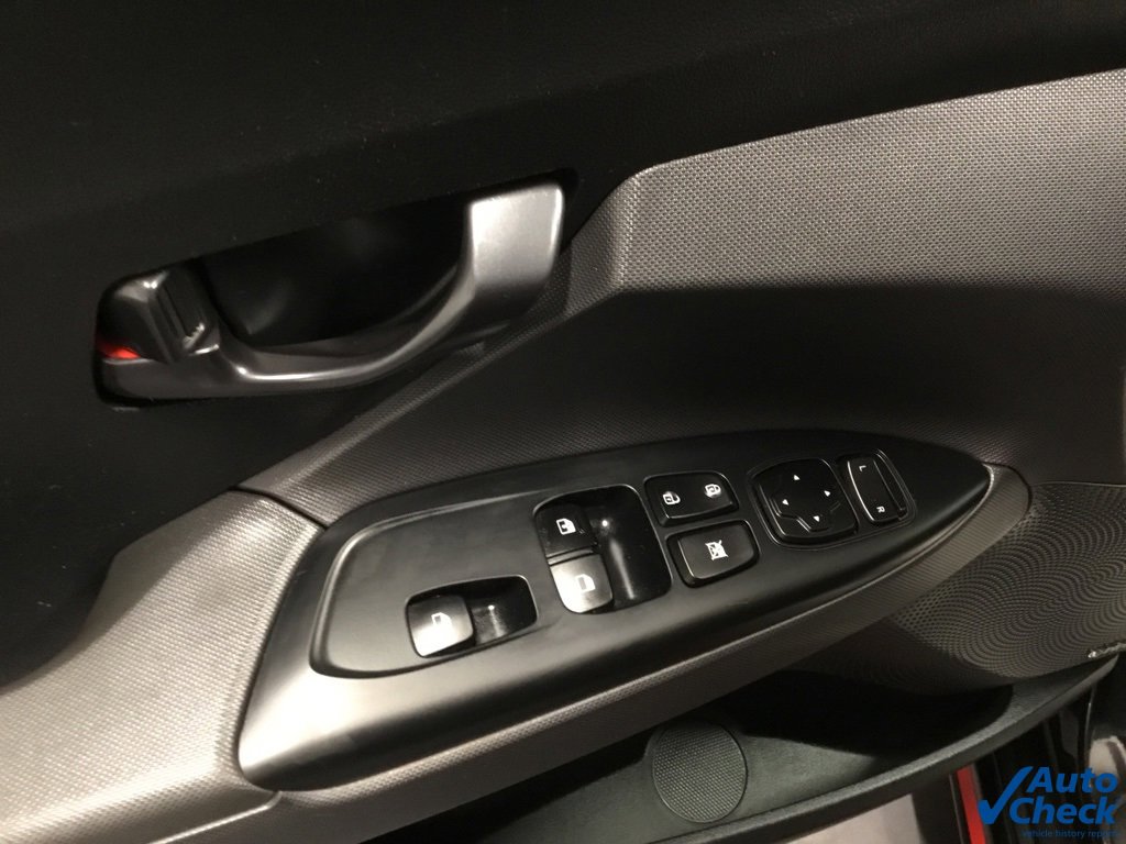 Used 2019 Hyundai Veloster N N w/ Performance Package image 20