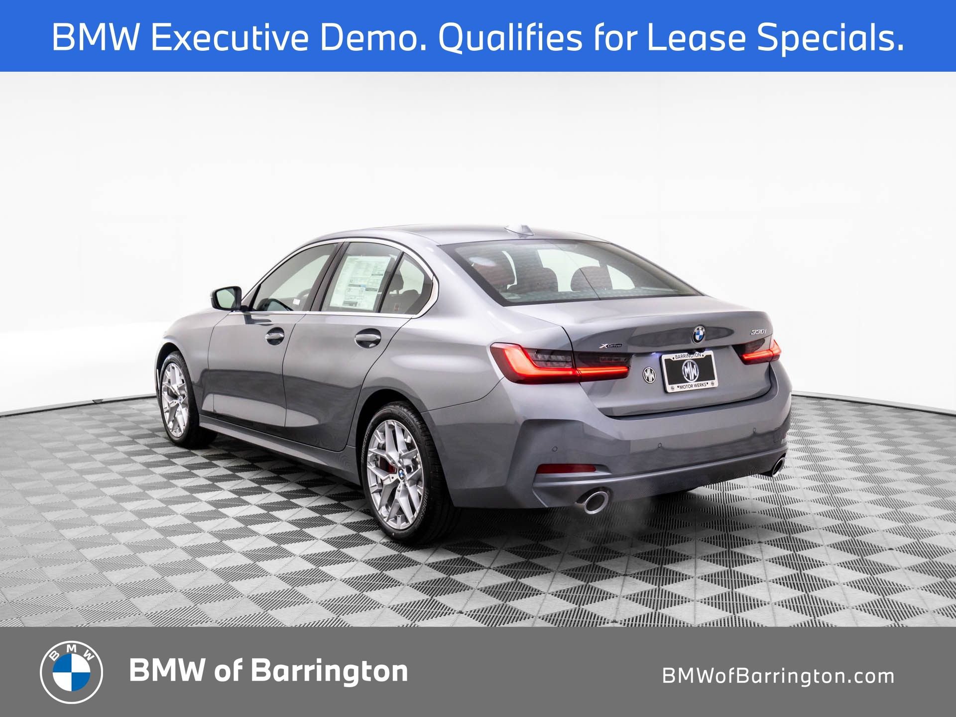 Used 2025 BMW 330i xDrive 330i xDrive w/ Driving Assistance Package video 3