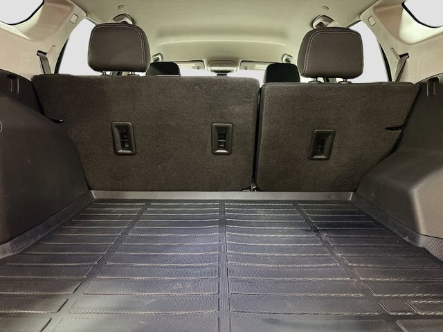 Used 2022 GMC Terrain SLE w/ Driver Convenience Package image 25