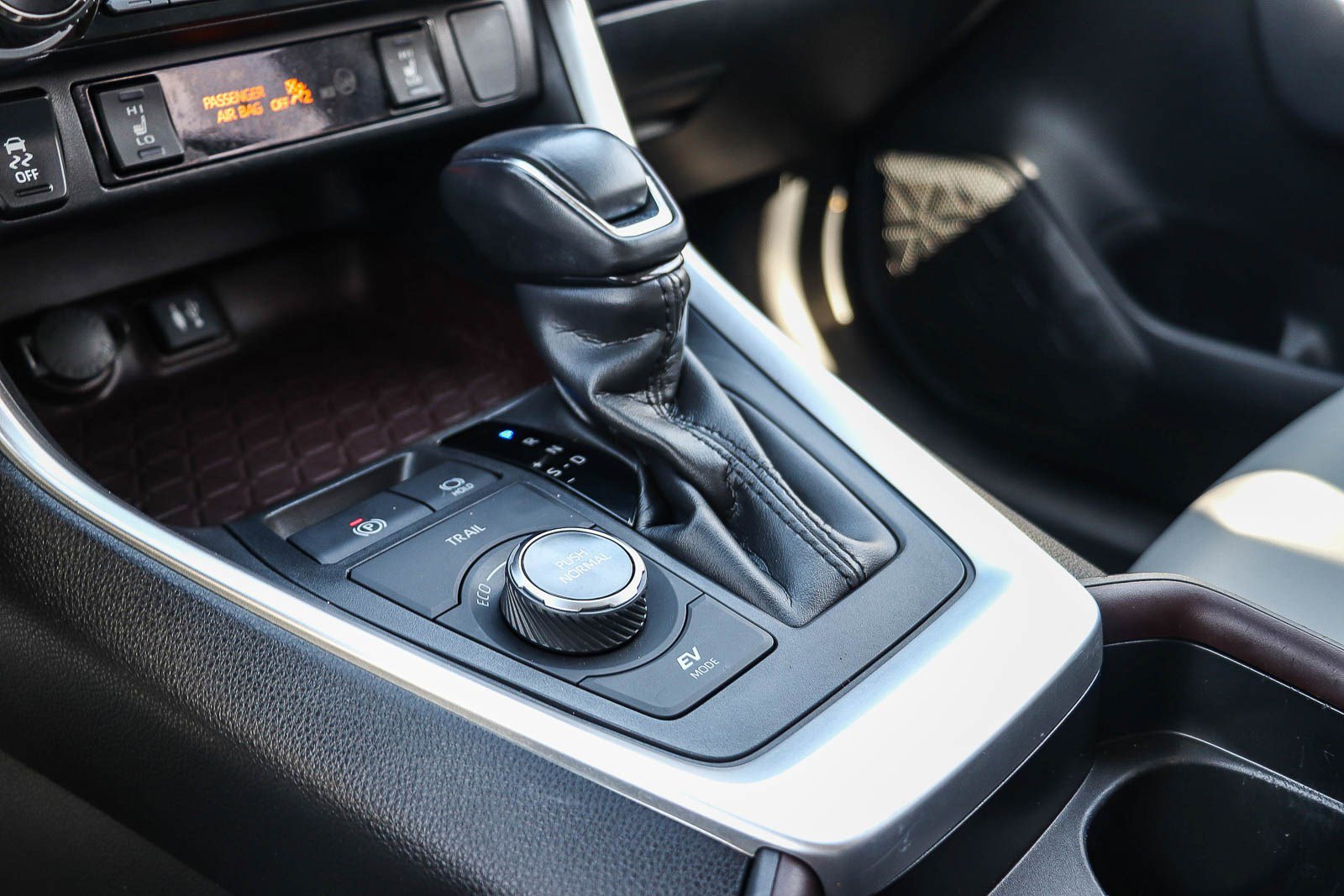 Certified 2019 Toyota RAV4 Limited w/ Carpet Mat Package image 22