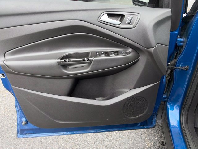 Used 2017 Ford Escape SE FWD image 25