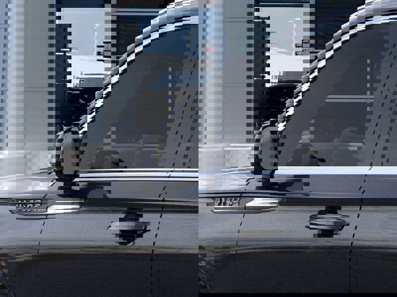 New 2025 Lincoln Aviator Black Label image 20