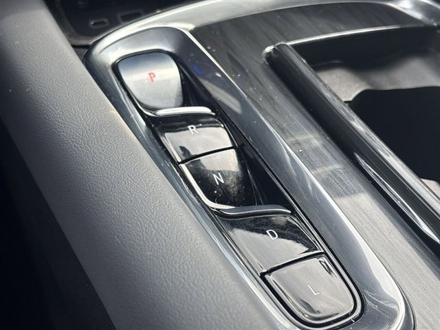 Certified 2023 Buick Enclave Premium w/ LPO, Floor Liner Package image 16