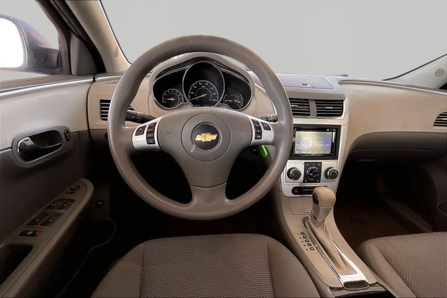 Used 2011 Chevrolet Malibu LS FWD image 8