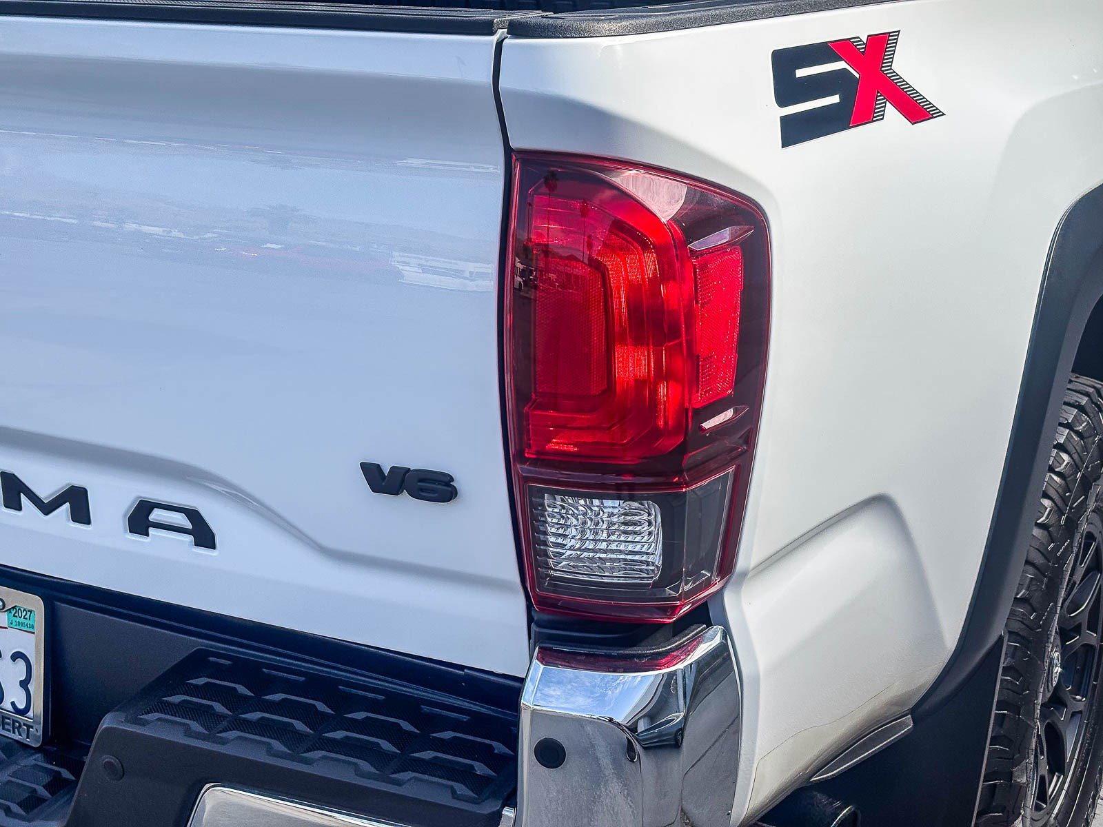 Used 2023 Toyota Tacoma SR5 RWD image 8