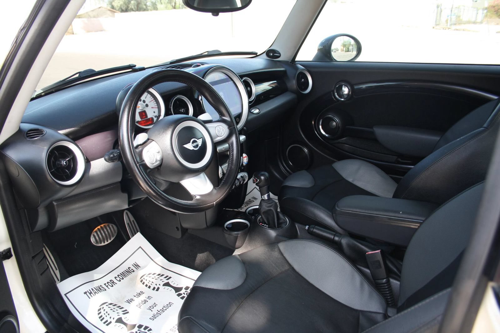Used 2010 MINI Cooper S FWD image 8