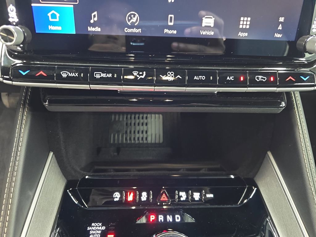 New 2026 Jeep Grand Wagoneer Limited AWD/4WD image 22
