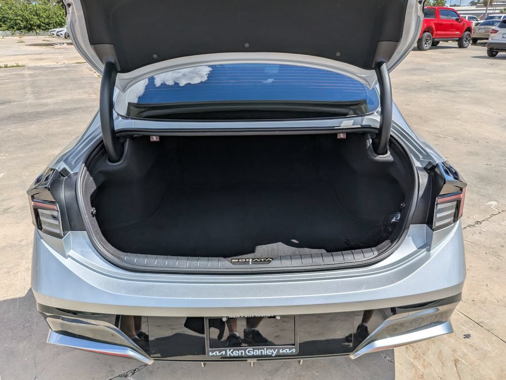 Used 2024 Hyundai Sonata SEL FWD image 12