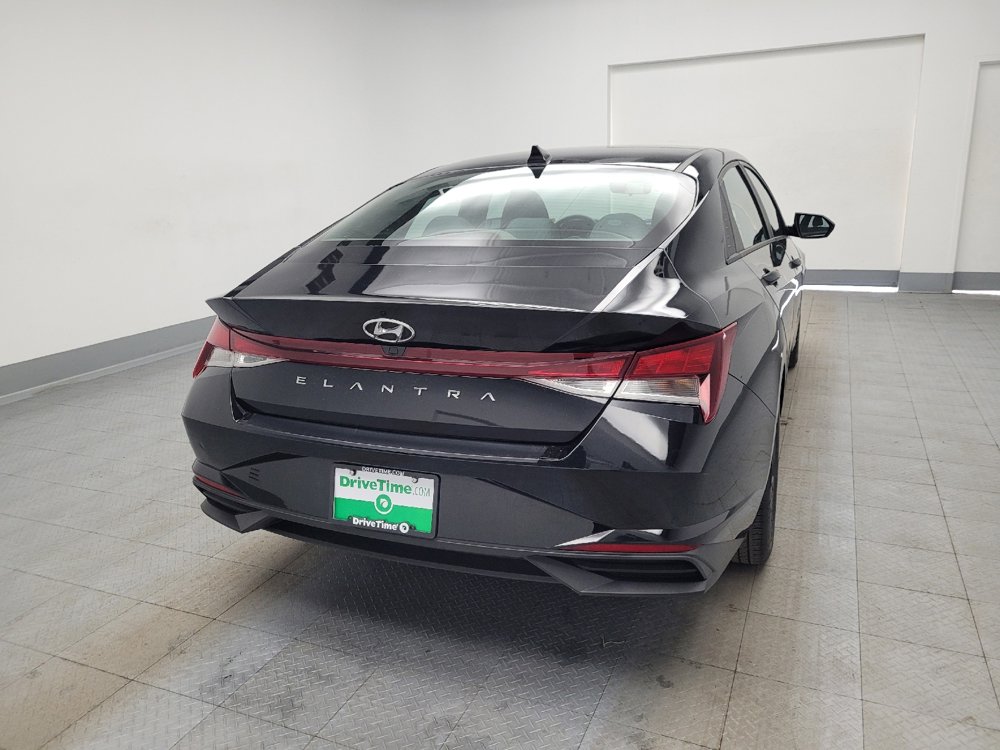 Used 2021 Hyundai Elantra SEL w/ Convenience Package image 7