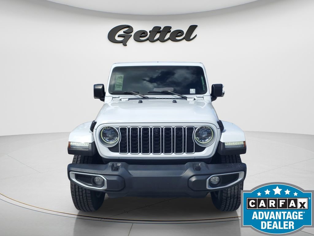 Used 2024 Jeep Wrangler Sahara w/ Technology Group image 8
