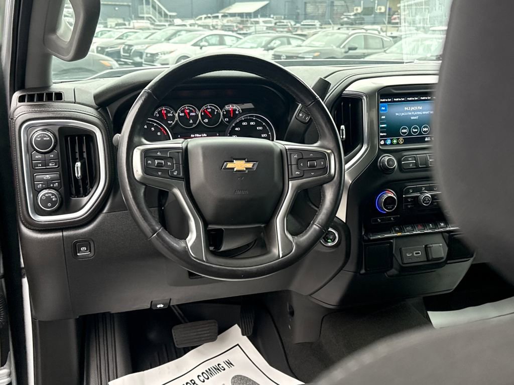 Used 2021 Chevrolet Silverado 1500 LT image 13