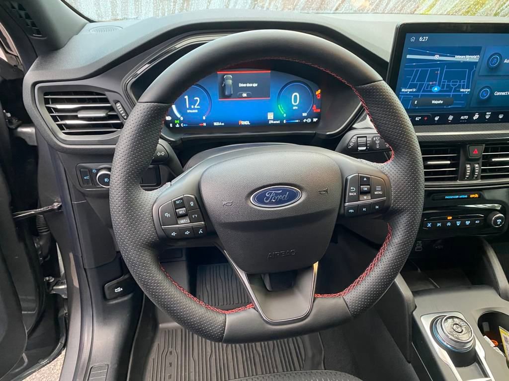 Used 2024 Ford Escape ST-Line Elite image 31