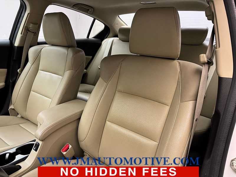 Used 2017 Acura ILX FWD image 14