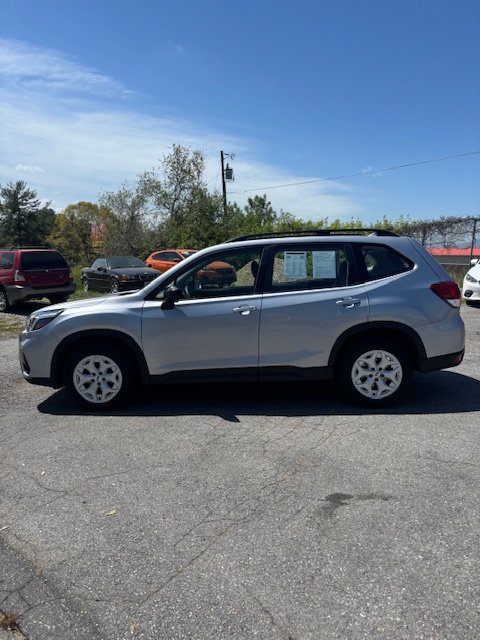Used 2021 Subaru Forester 2.5i image 5