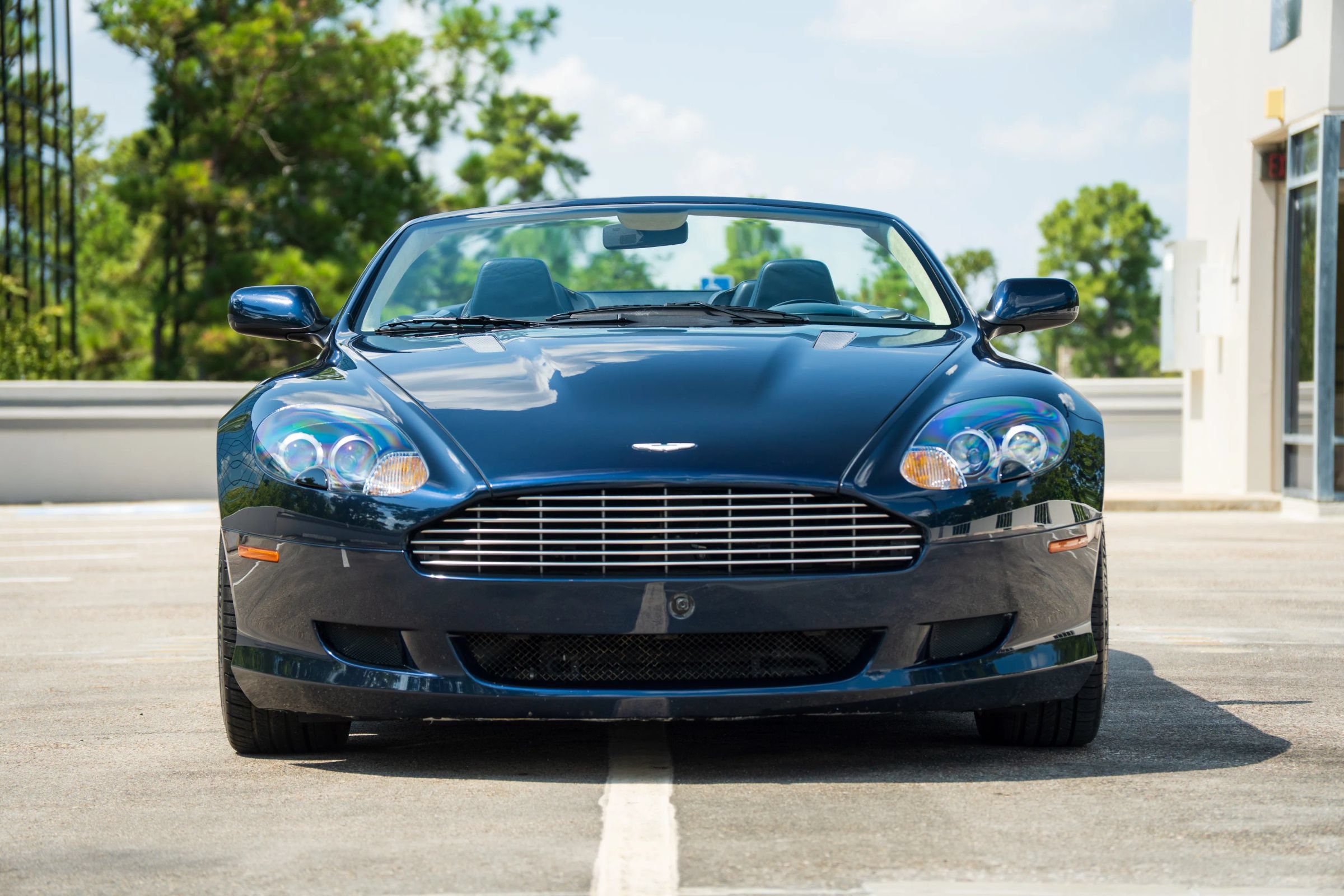 Used 2006 Aston Martin DB9 Volante RWD image 2