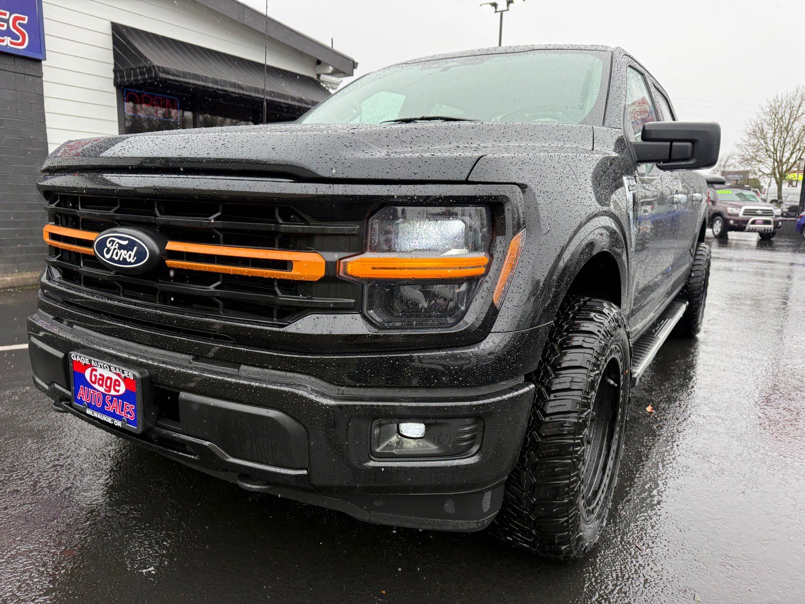 Used 2025 Ford F150 XLT w/ Equipment Group 301A Standard image 14