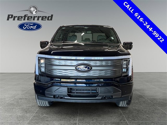 New 2025 Ford F150 Lightning Lariat image 5