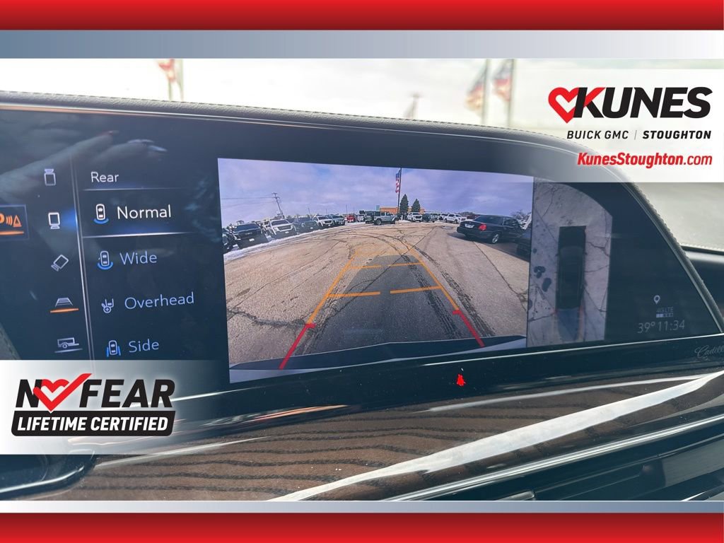 Used 2024 Cadillac Escalade ESV Sport Platinum w/ LPO, ONYX Package image 34