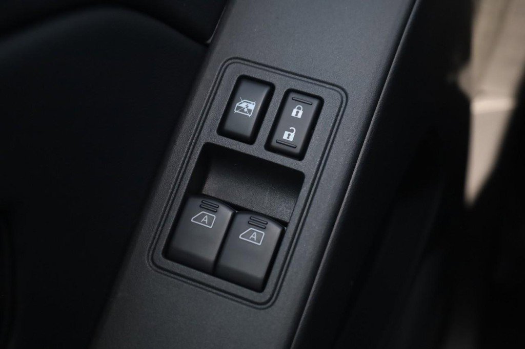 New 2026 Nissan Frontier S image 11