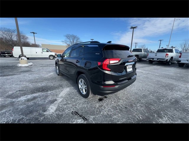 Certified 2023 GMC Terrain SLE w/ Driver Convenience Package image 6