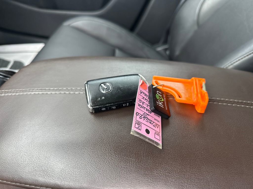 Used 2024 MAZDA CX-30 AWD 2.5 S w/ Premium Package image 24