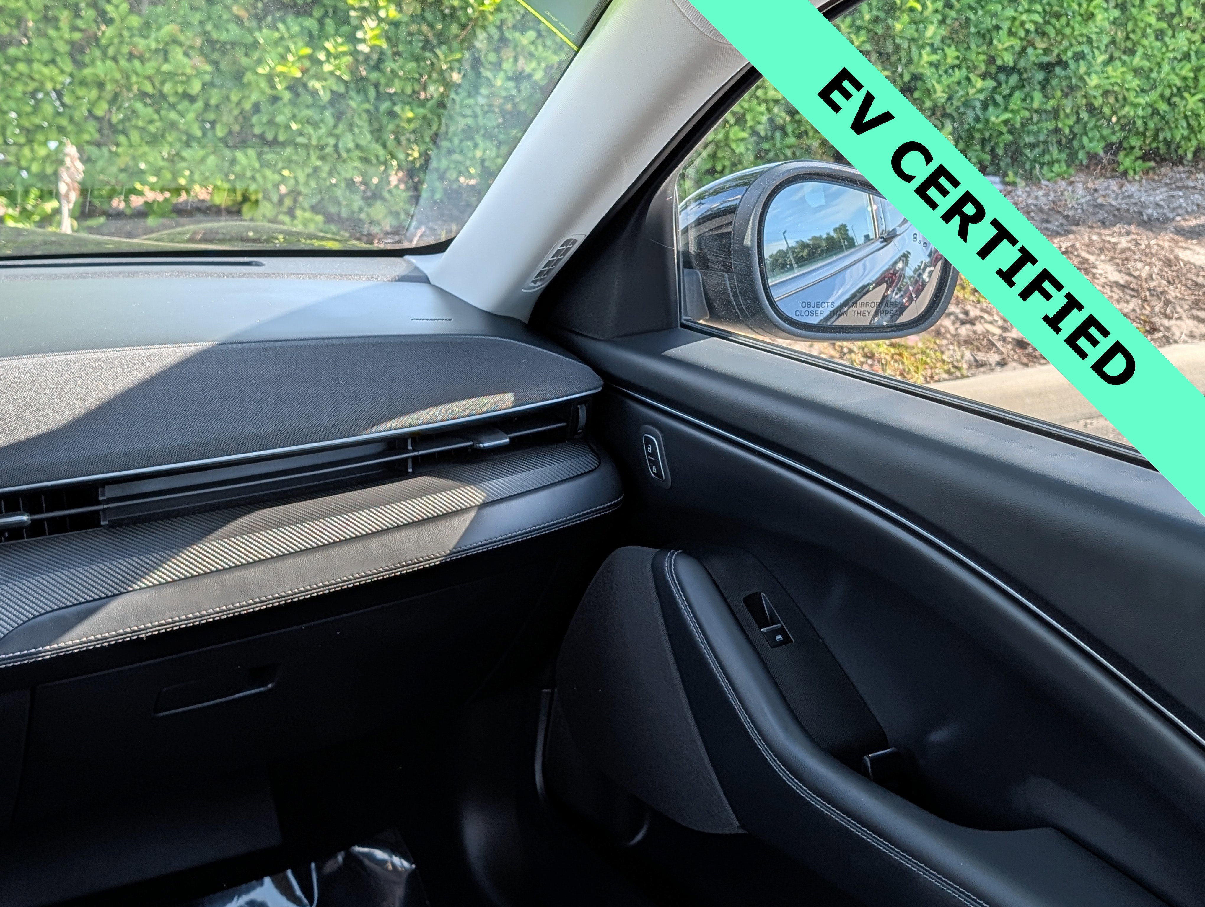 Certified 2025 Ford Mustang Mach-E Select RWD image 17